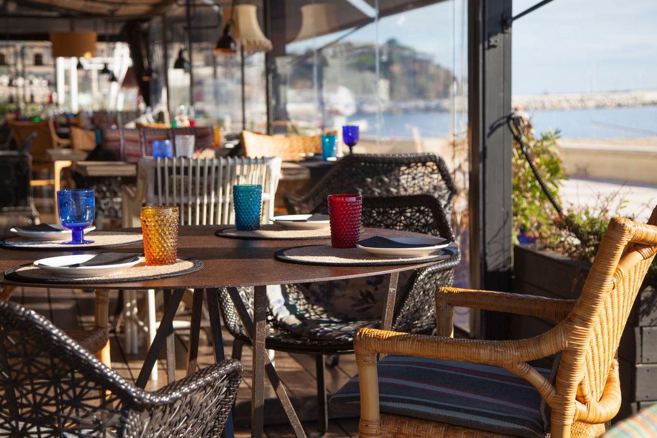 Illustrative photo: restaurant terrace with a sea view